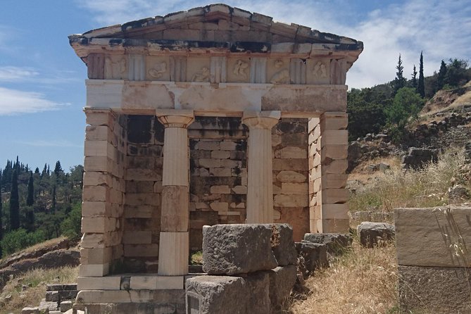 3-Day Classical Greece Tour: Epidaurus, Mycenae, Nafplion, Olympia, Delphi - Day 3: Delphi and a long return to Athens
