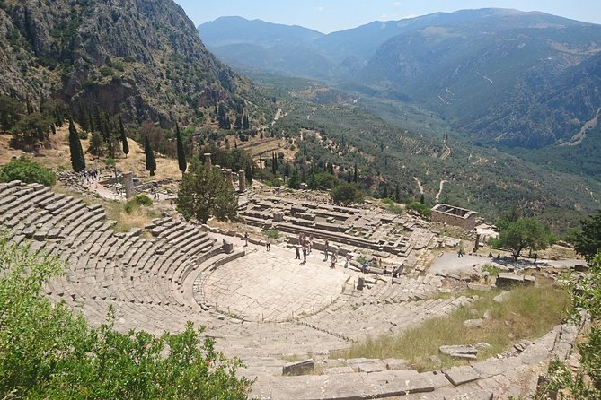 3-Day Trip to Delphi and Meteora from Athens - Delphi Museum: a compact introduction to the sanctuary
