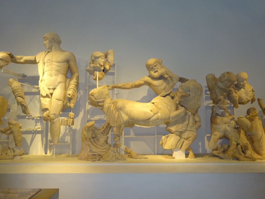 4-Day Tour of Mycenae, Epidaurus, Olympia, Delphi & Meteora - Key points to know before booking