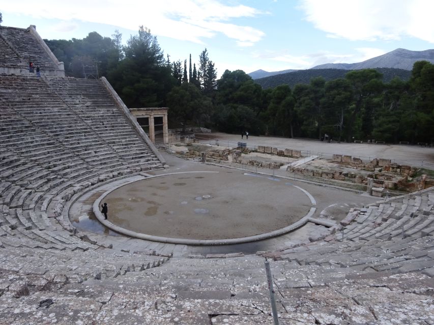 4-Day Tour of Mycenae, Epidaurus, Olympia, Delphi & Meteora - Meteora: the tour’s most unusual day
