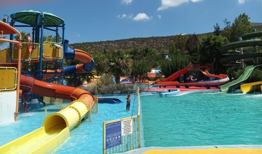 Acqua Plus Water Park Admission with Optional Transfer - What the $34 admission really covers