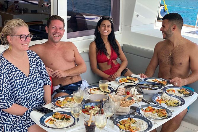 Ag. Nikolaos: Catamaran Trip with Sushi, Drinks, & Water Toys - How crowded will the catamaran feel?
