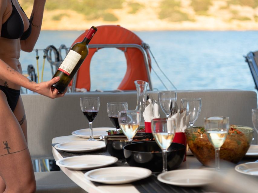 Agios Nikolaos: Spinalonga AM Catamaran Cruise with Lunch - Who will enjoy this cruise most