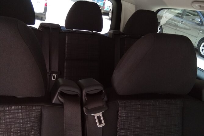Airport Pickup Services - Airport, hotel, apartment, and cruise port pickups