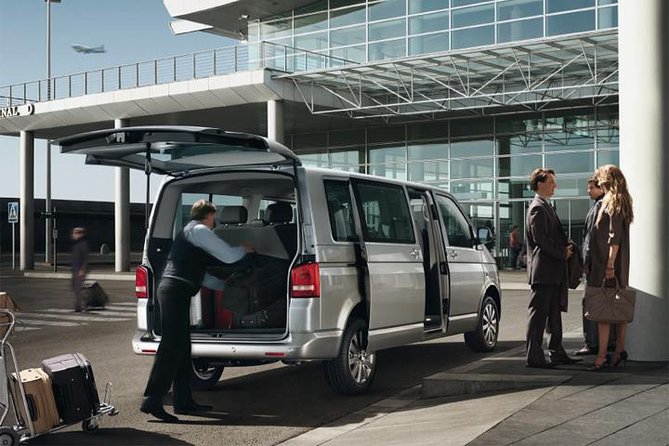 Airport Transfer/ Athens Greece - Family travel without a seat surcharge