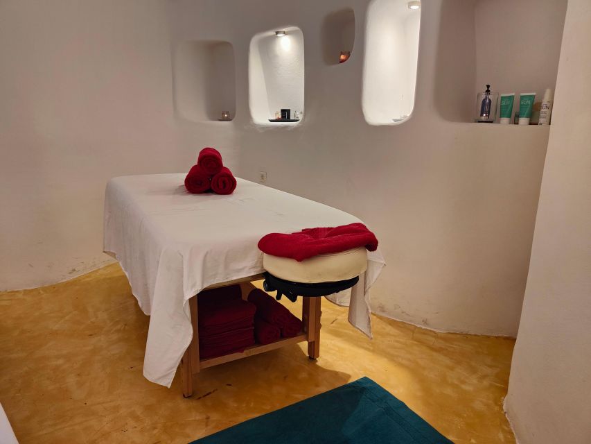 Akrotiri: Aromatherapy Couples Massage - Who will enjoy this experience most