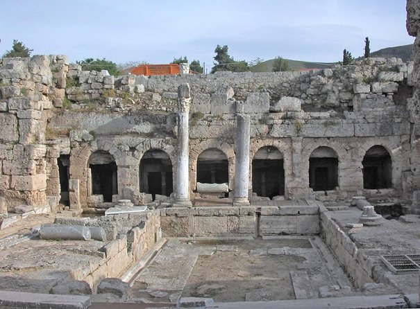 Ancient Corinth, Sanctuary of Hera, Blue Lake & Canal from Athens - The Corinth Canal: a quick lesson in modern engineering