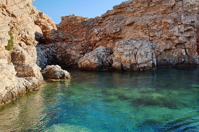 Antiparos & Despotiko: Swim, Explore, and Savor Lunch from Paros - Leaving Parikia at 10:00