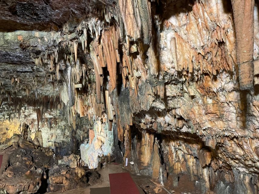 Argostoli: Melissani Lake, Drogarati Cave, and Myrtos Beach - Four hours, with plenty of road time