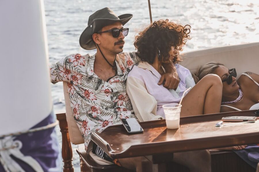 Athens: 3-Hour Sunset Cruise with Swim Stop, Snacks & Drinks - Greek-inspired snacks and included drinks