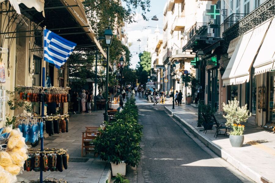 Athens: Acropolis and City Highlights Half-Day Tour - Plaka gives the tour breathing room
