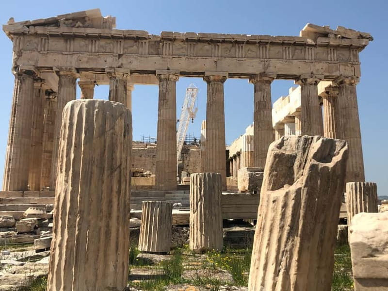 Athens: Acropolis Guided Tour in Spanish-Option Tickets - The Erechtheion and its famous Caryatids