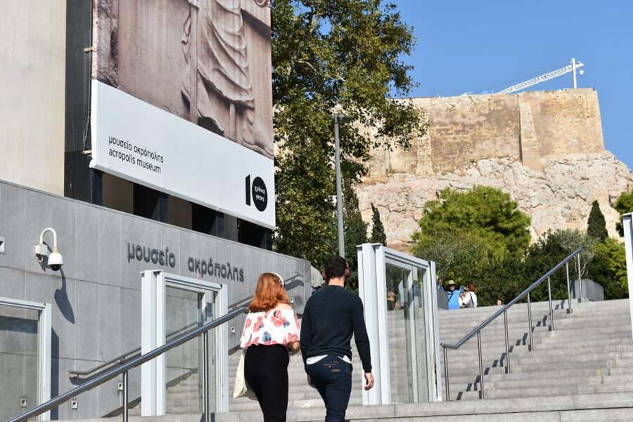 Athens: Acropolis Museum Ticket with Audio Guide - How long to stay and when to go