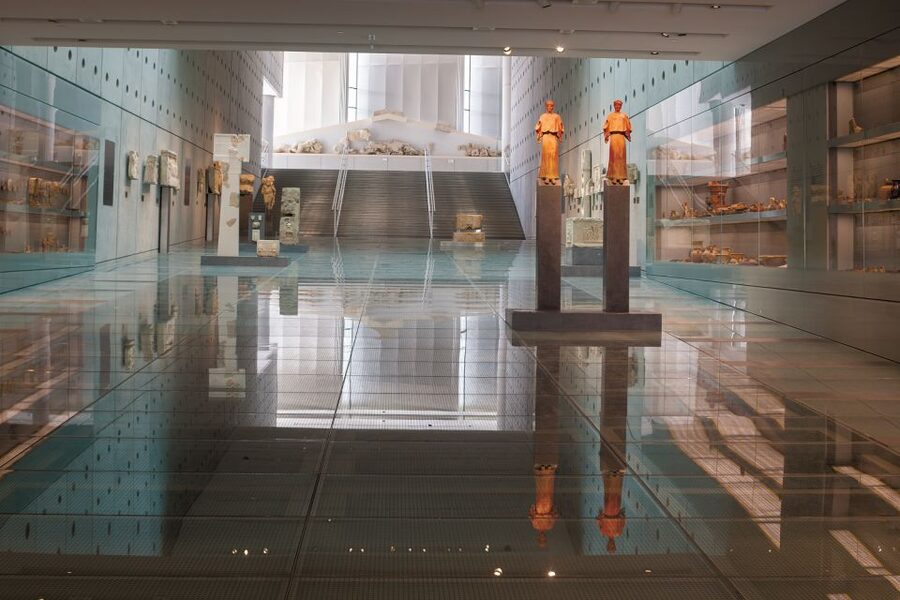 Athens: Acropolis Museum Ticket with optional Audio Guide - Using the Optional Audio Guide