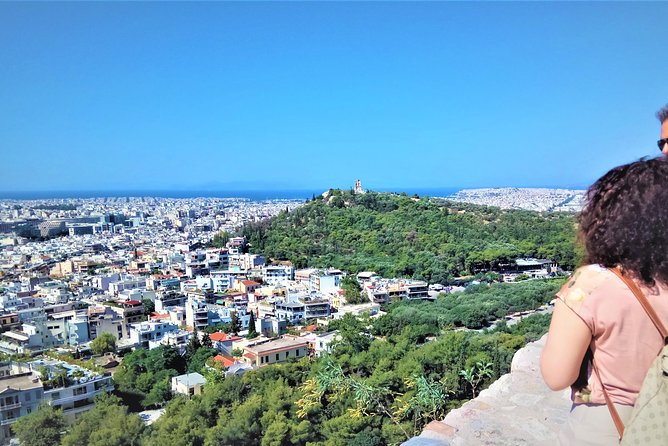 Athens: Acropolis, Parthenon and Acropolis Museum Guided Tour - Propylaea, Temple of Athena Nike, and the first great view