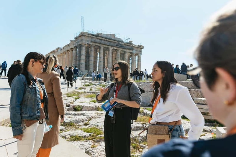 Athens: Acropolis Sunset Tour with Optional Fast-Track Entry - What the guide adds to the two-hour visit