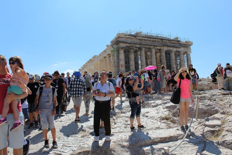 Athens: Acropolis Ticket with Multilingual Audio Guide - Using the two audio tours