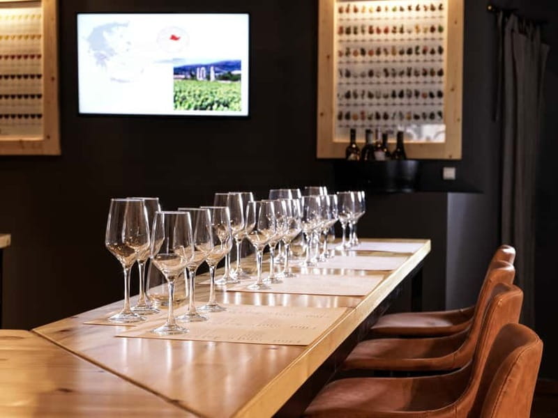 Athens: Acropolis Wine Tasting with Cheese and Olives - The Attica vineyards through a virtual tour