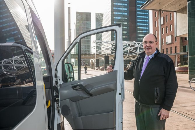 Athens Airport Arrival Transfer to Hotels or Addresses in Athens - Drivers who add a little local help