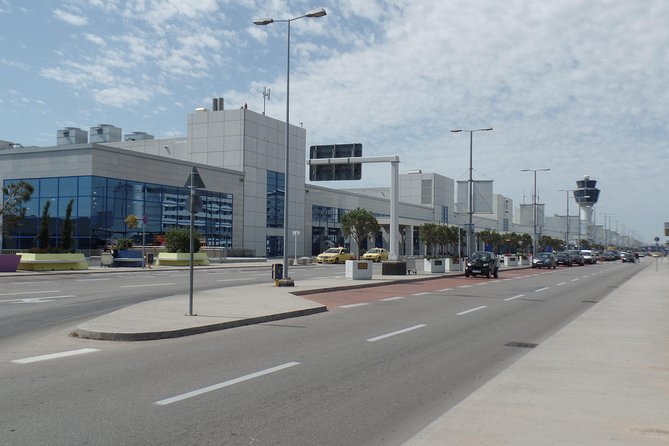Athens airport to Piraeus port/ hotels Private transfer - Why the airport pickup works well