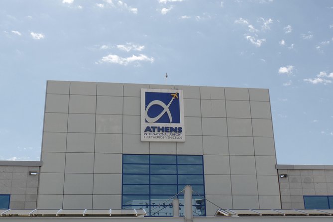 Athens airport to Piraeus port/ hotels Private transfer - The ride itself: comfort, space, and expectations