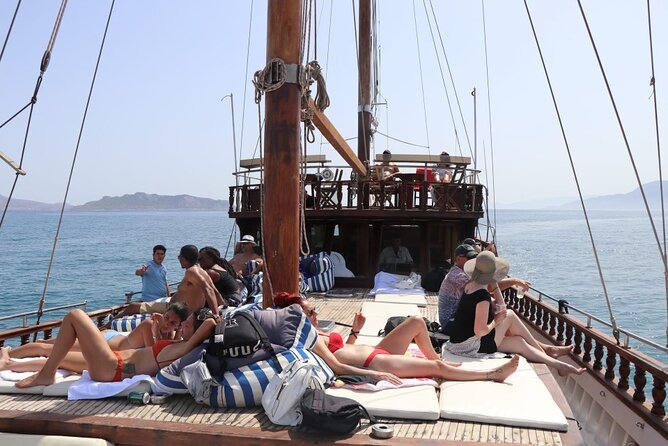 Athens: All Day Cruise to Agistri Moni Aegina with Lunch & Drinks - Lunch tastes better after a swim