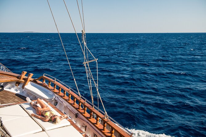 Athens: All Day Cruise to Agistri Moni Aegina with Lunch & Drinks - Aegina combines pistachios with ancient Greece