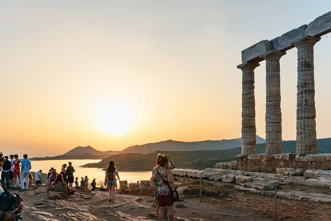Athens: Cape Sounion and Poseidon Temple Sunset with Audio Guide - Finding the bus and starting the afternoon