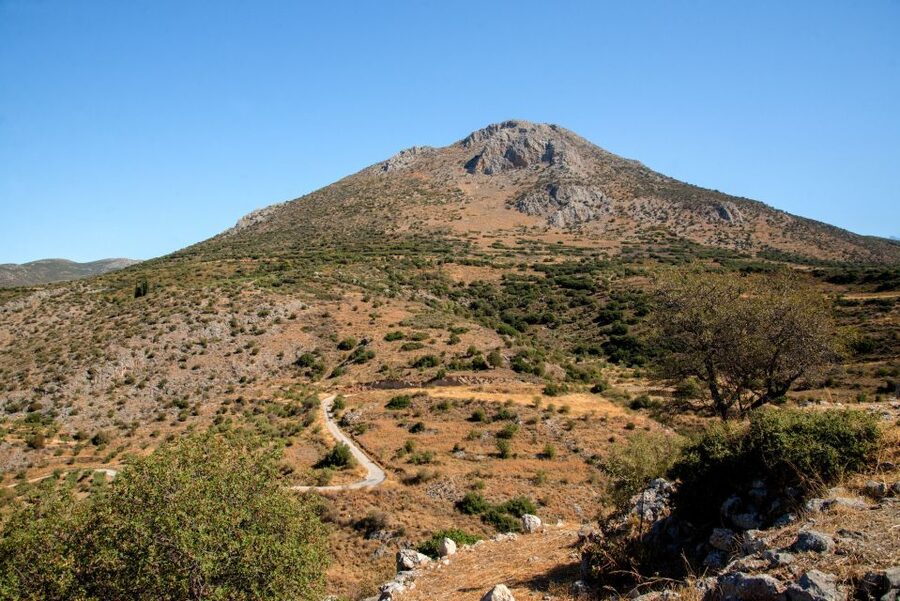 Athens: Corinth Canal, Mycenae and Nafplio Day Tour - Should you choose the included lunch?