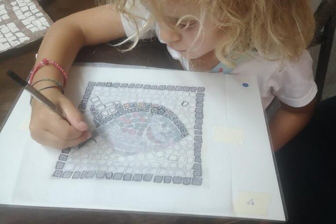 Athens: Create Your Own Mosaic 3h Private Art Class - Choosing a design and color scheme
