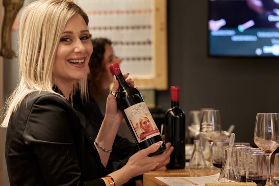 Athens: Create Your Own Wine-Workshop under the Acropolis - Starting with five Greek grape varieties