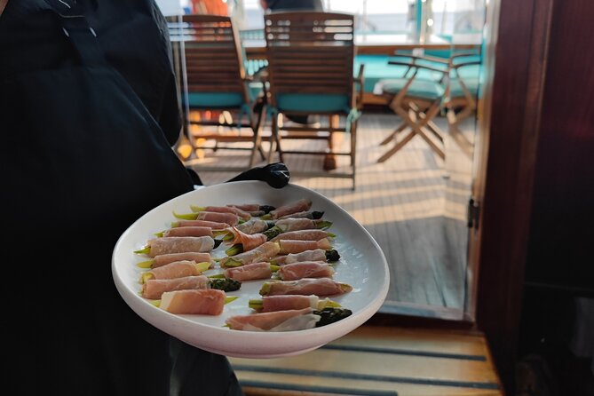 Athens cruise: Agistri, Moni/Metopi, Aegina with lunch & drinks - Moni or Metopi: the day’s best swimming break