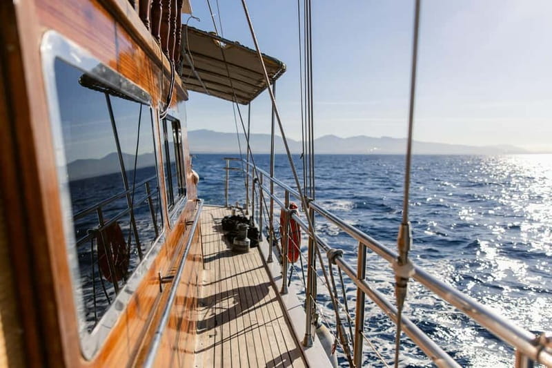 Athens: Cruise to Agistri, Moni & Aegina with Lunch & Drinks - The long return sailing is part of the experience
