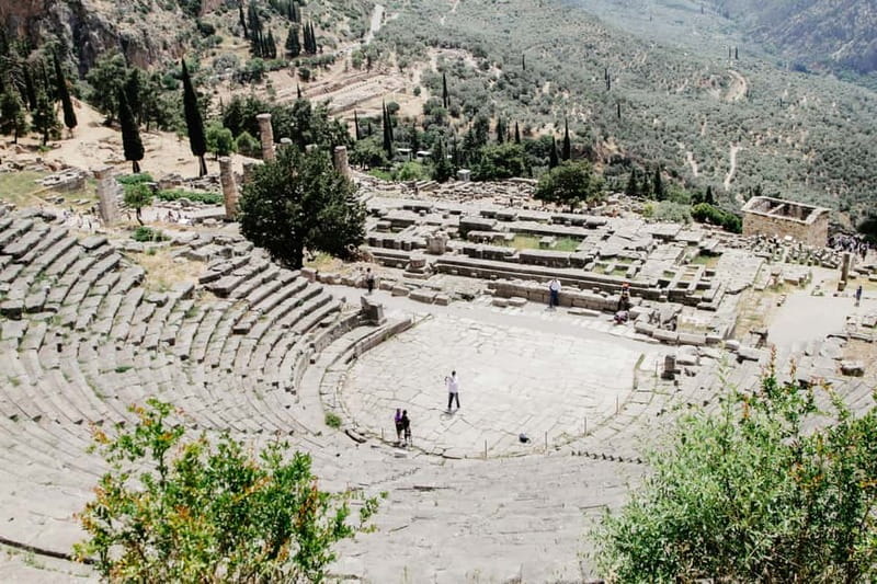 Athens: Delphi Day Tour with Museum & Arachova Village Visit - How the transport affects the value