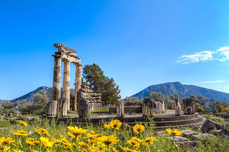 Athens: Delphi Day Tour with Museum & Arachova Village Visit - Leaving Athens and crossing central Greece