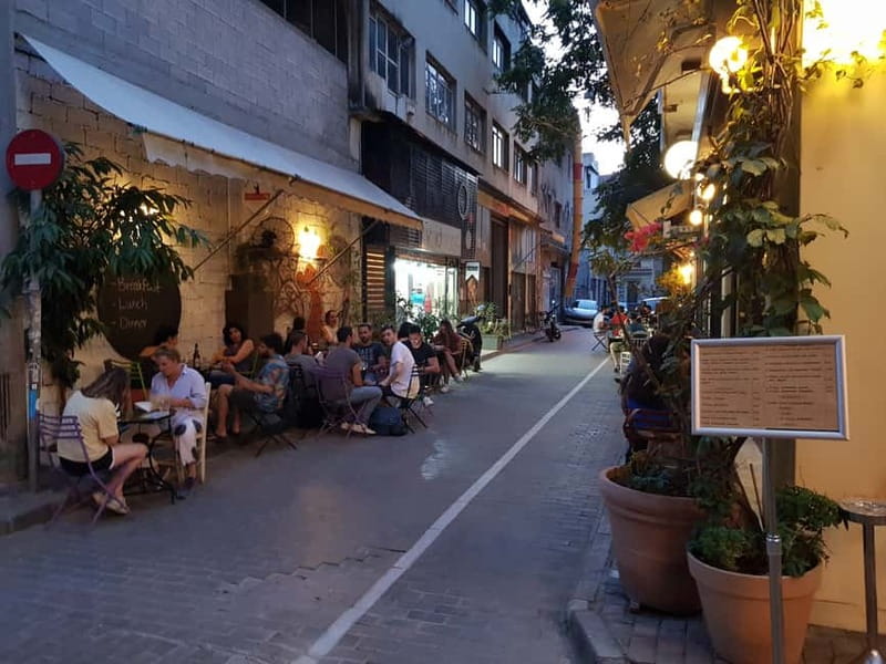 Athens: Discover the City Electric Bike Night Tour - The guide makes the difference