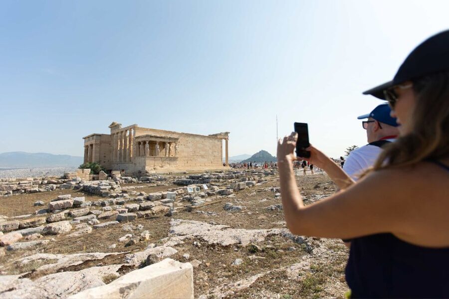 Athens: Early Morning Guided Tour to Acropolis and Museum - The Acropolis Museum brings the stones to life