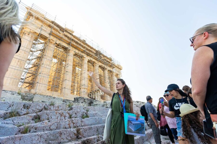 Athens: Early Morning Guided Tour to Acropolis and Museum - The Erechtheion and the Acropolis viewpoint