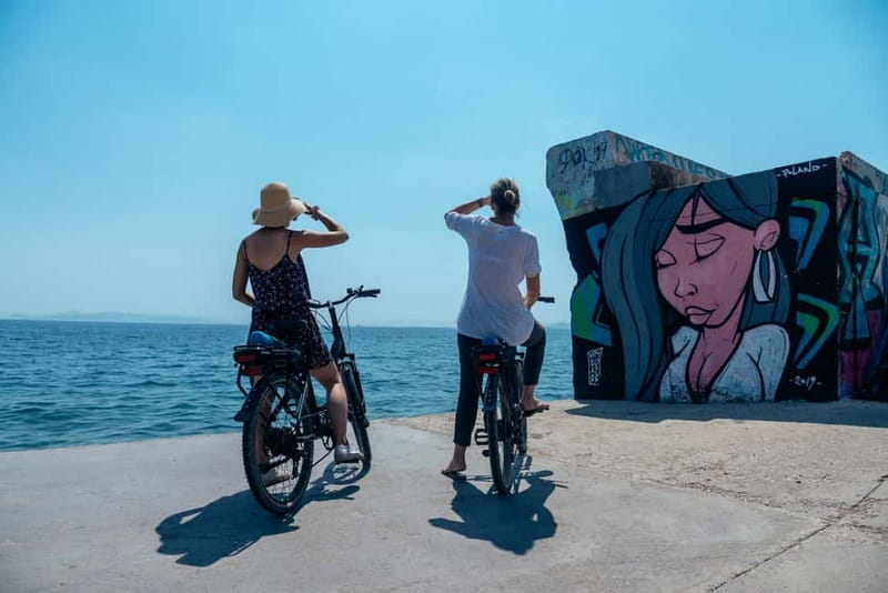 Athens: Electric Bike Seaside Tour with Guide - Stavros Niarchos Foundation Cultural Center: a modern Athens pause