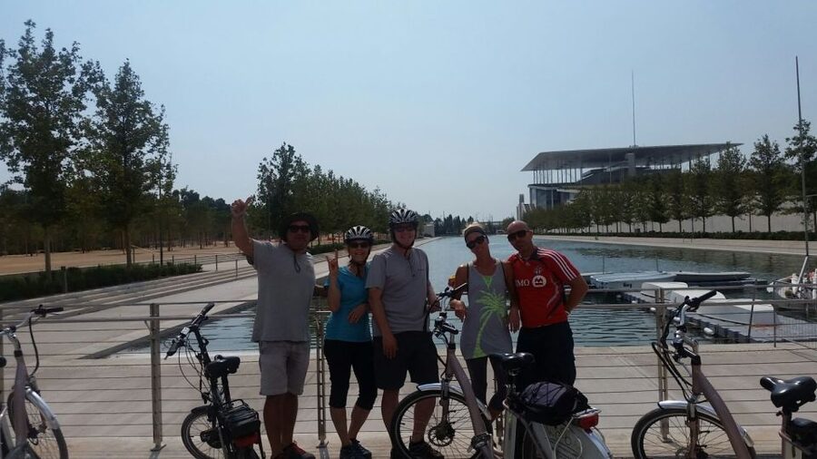 Athens: Electric Bike Seaside Tour with Guide - Who will enjoy this Athens e-bike tour?