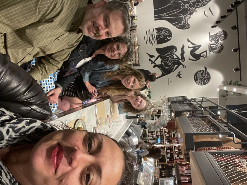 Athens: Evening Food Tasting Tour with Guide - Group size, guides, and comfort