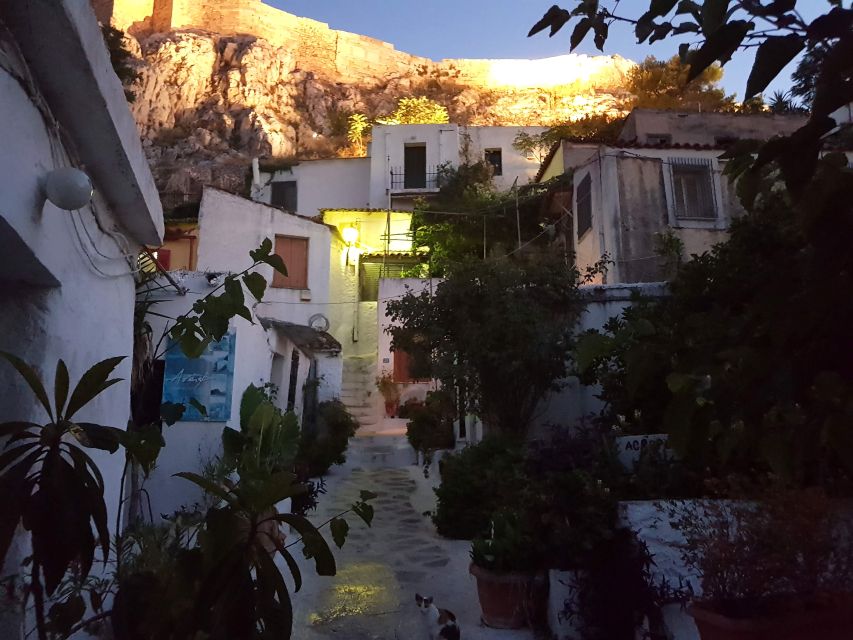 Athens: Evening Guided Walking Tour with Plaka & Dinner - Key points to know before booking