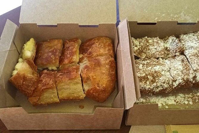 Athens Food Tour - What the guide adds to the food