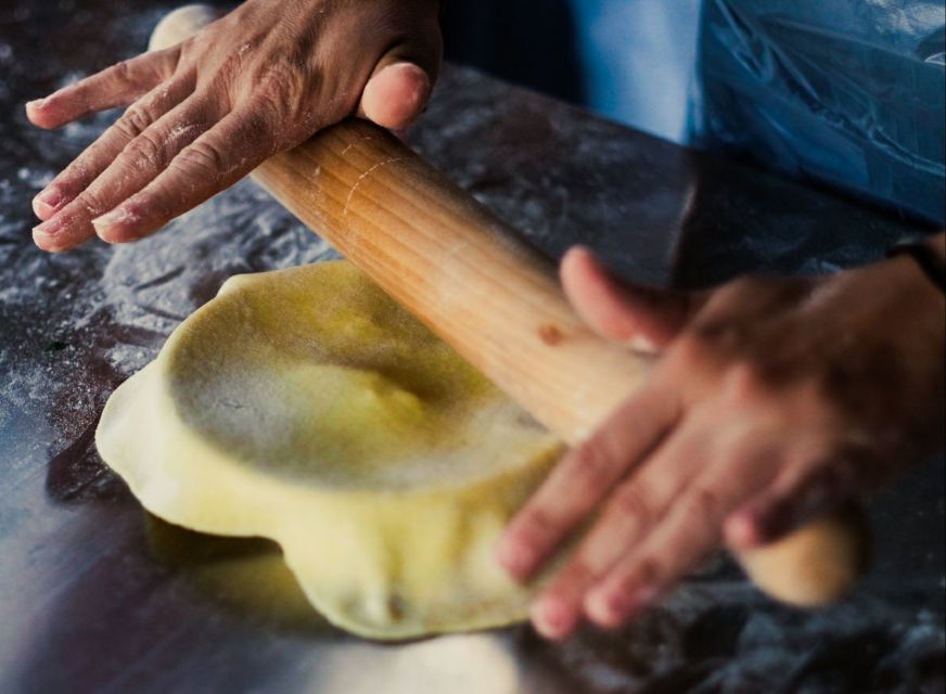 Athens: Greek Cooking Class & Dinner on a Rooftop - Why the teaching makes a difference