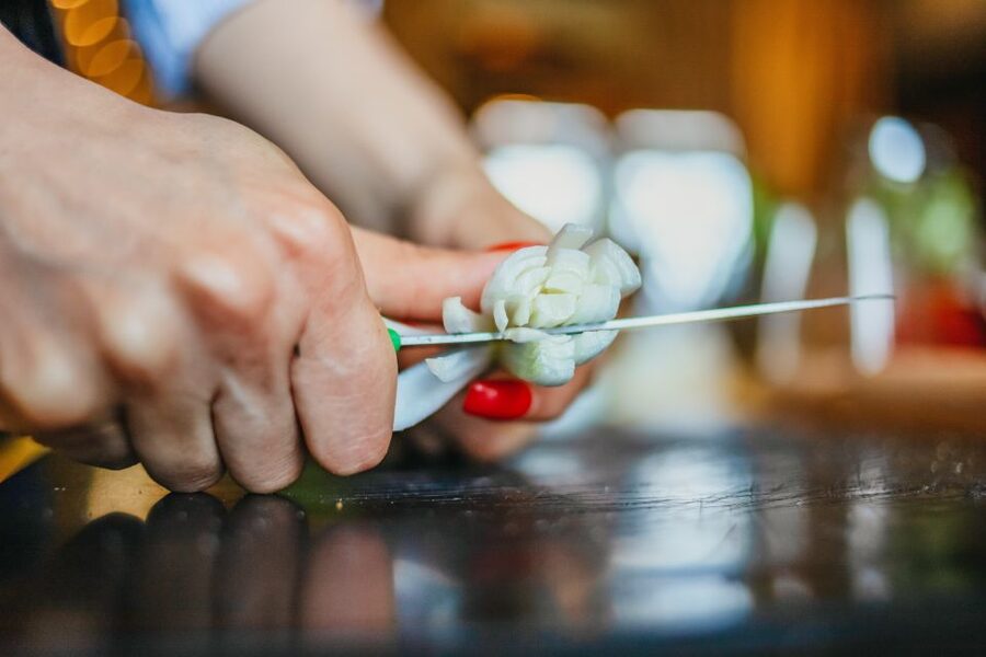 Athens: Greek Cuisine Cooking Class and 3-Course Dinner - Who should book this cooking class?