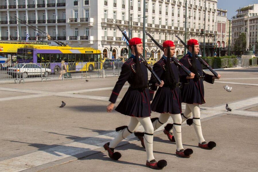 Athens: Highlights and Acropolis Guided Tour - Parliament, the guards, and Athens in public view
