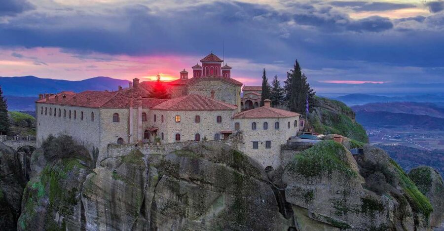 Athens: Meteora 2-Day Trip with Hotel, Sunset & Morning tour - The sunset tour reveals more than viewpoints