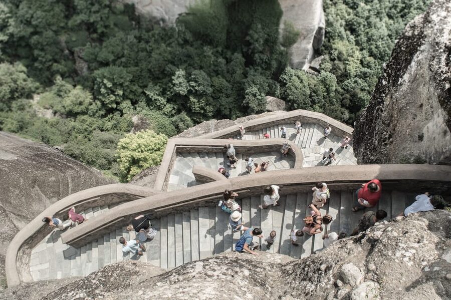 Athens: Meteora Day Trip with Audio Guide and Lunch Option - The return to Athens