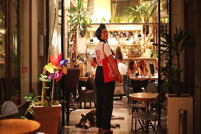 Athens Moonlight Waling Tour with Drinks and Meze Dishes - Who will enjoy this Athens night walk