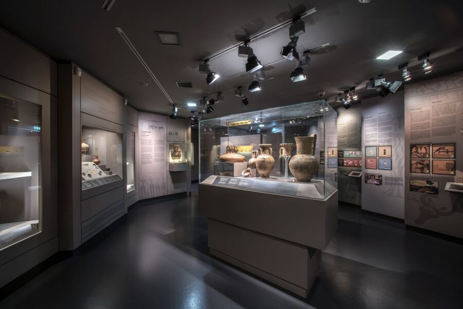 Athens: Museum of Cycladic Art Entry Ticket - Classical Athens through ordinary daily life